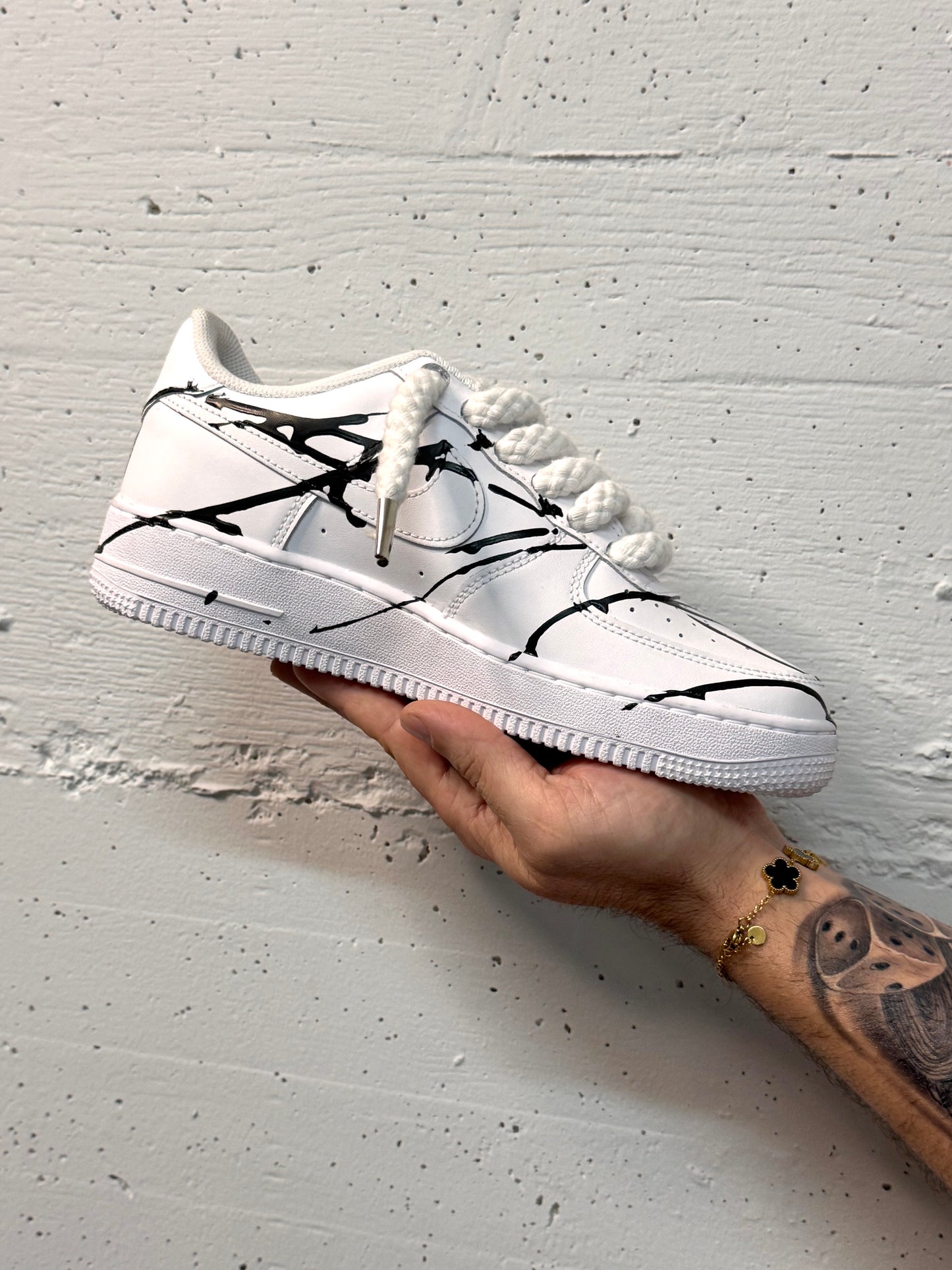 NIKE AIR FORCE 1 SKETCH