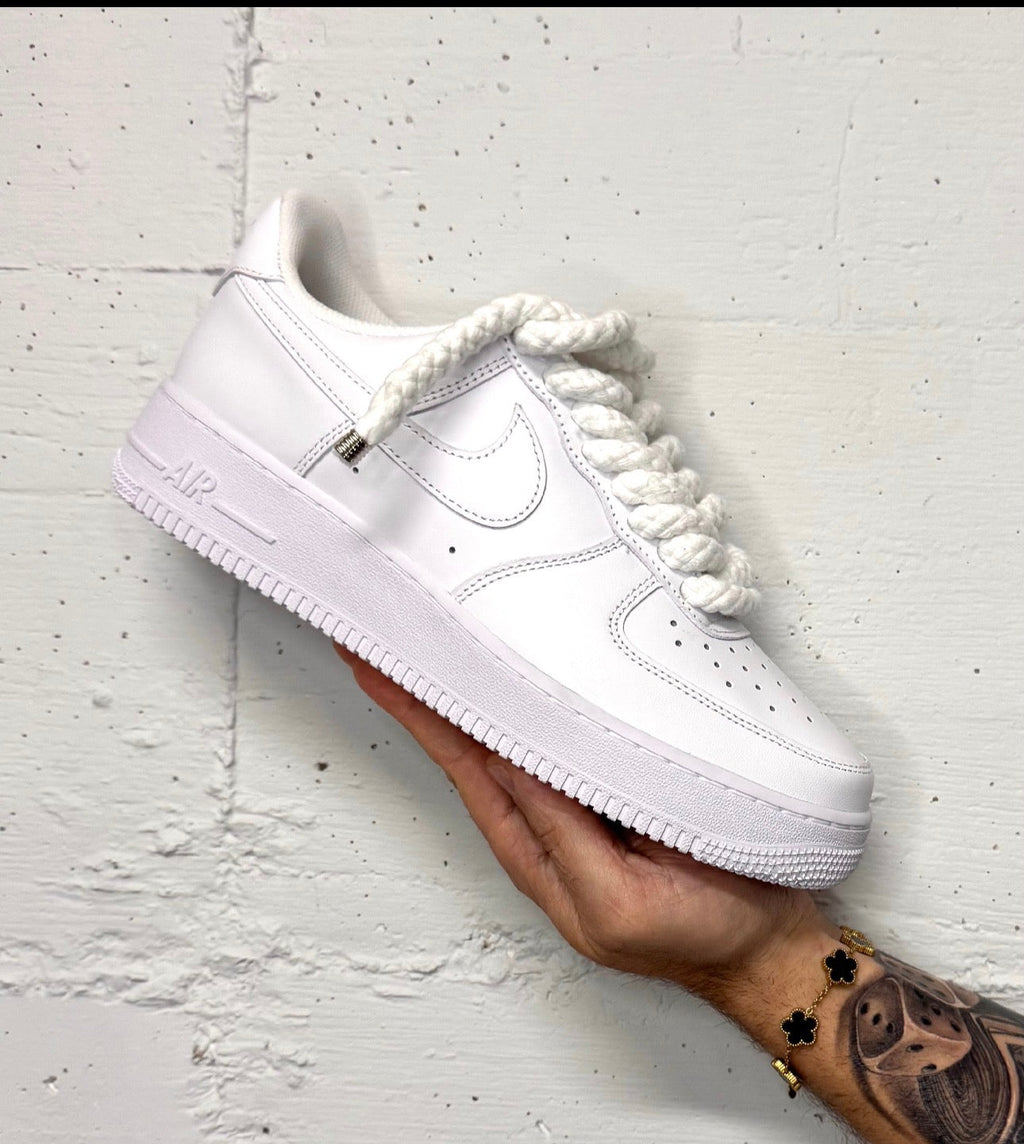 Nike AIR FORCE 1 CUSTOM con lacci corda